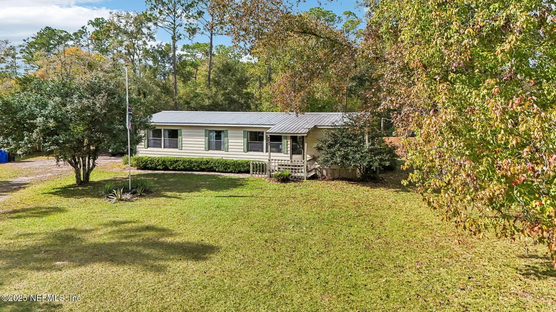 Photo of 8521 COUNTY ROAD 13 N