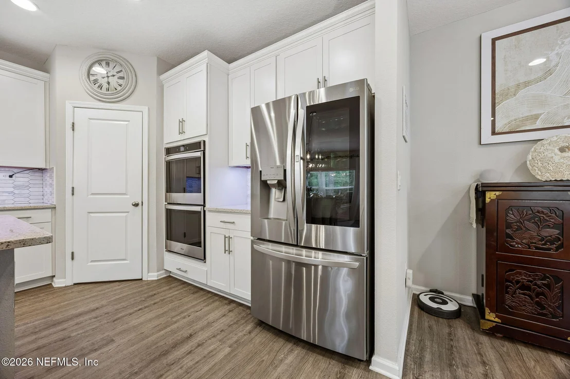 Photo of 317 HOLLY FOREST Drive