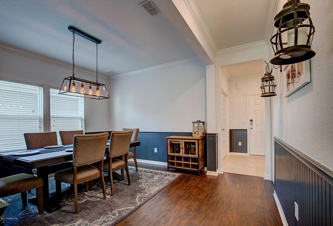 Photo of 112 BLUFFTON Court