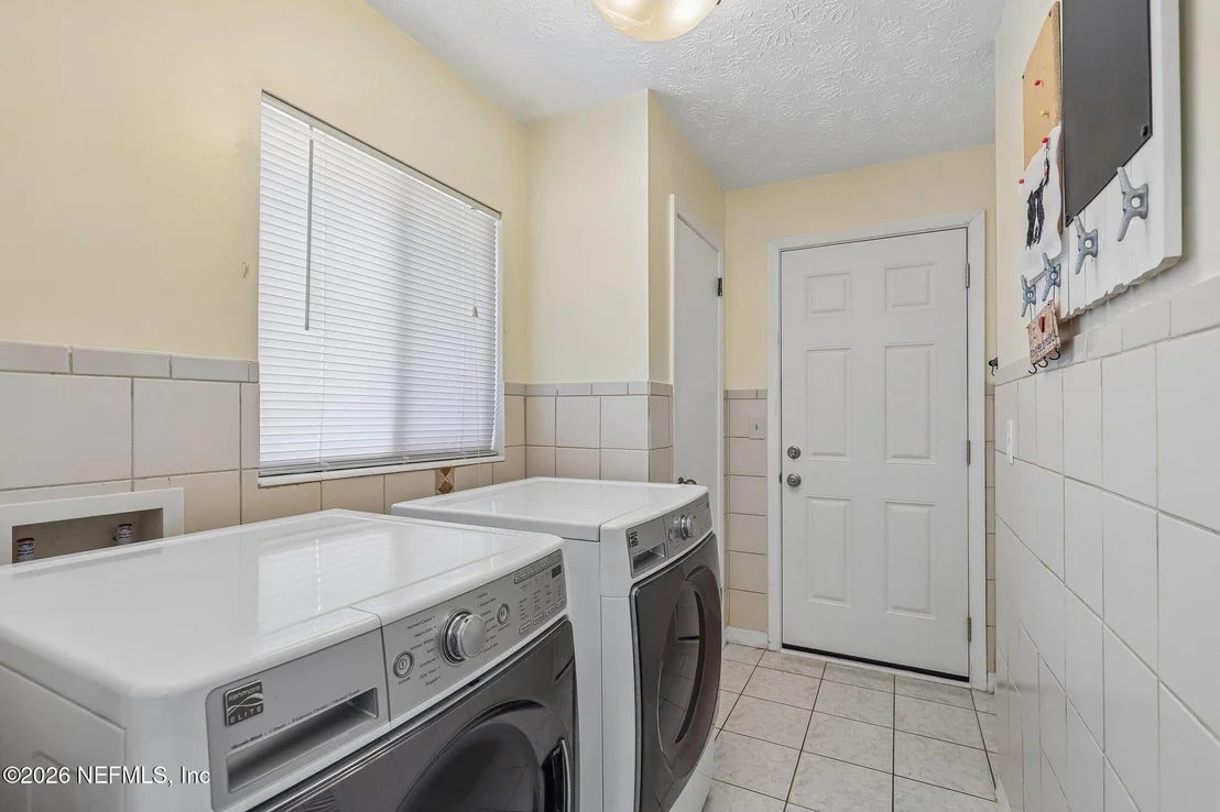 Photo of 1740 POPLAR Drive