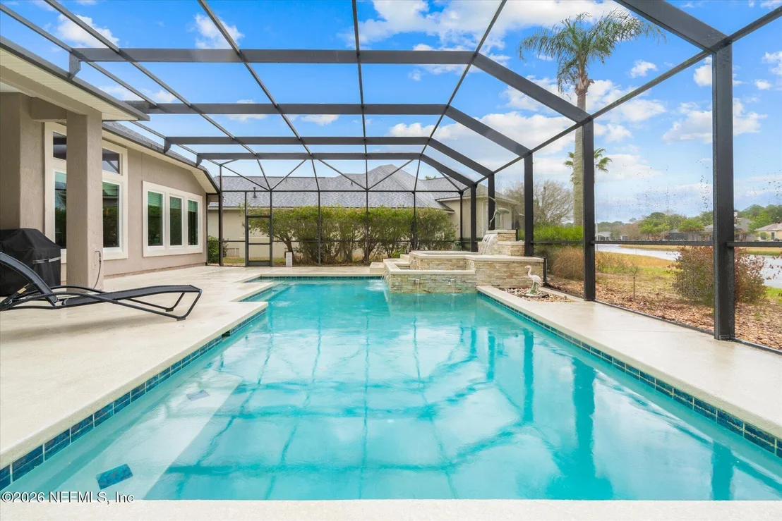 Photo of 616 DONALD ROSS Way