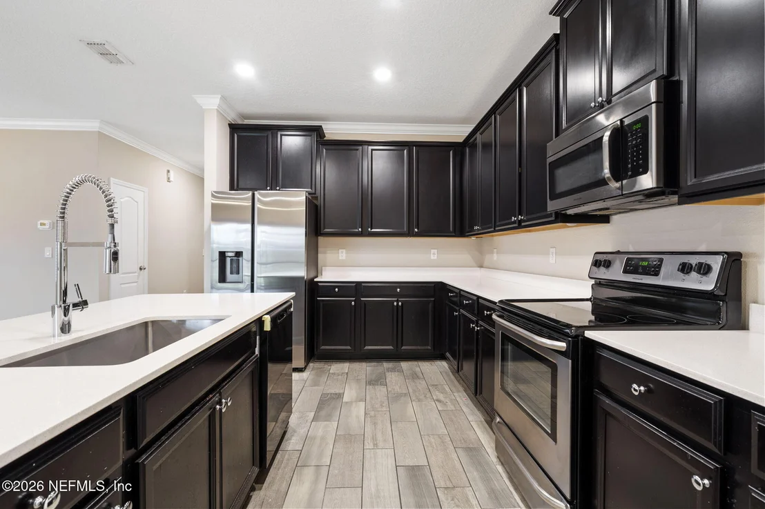 Photo of 1295 KENDALL Drive