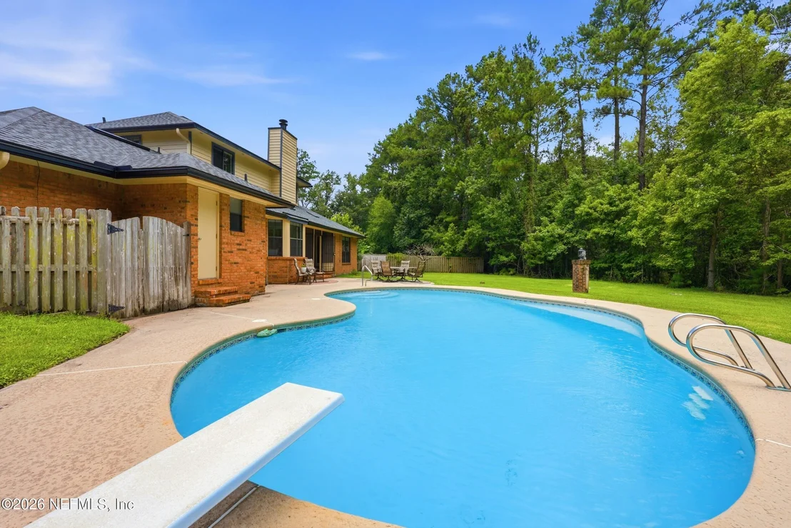 Photo of 668 FINGAL Drive