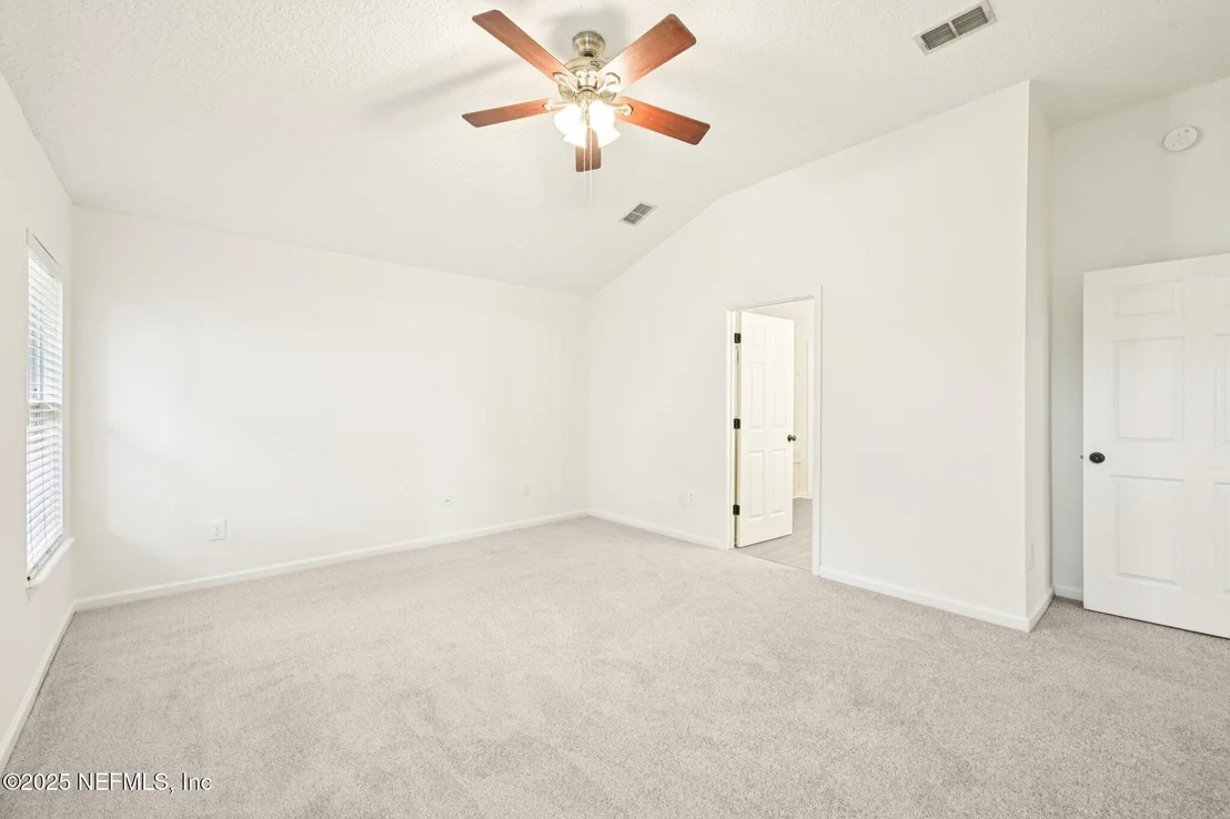 Photo of 8761 REDLEAF Court
