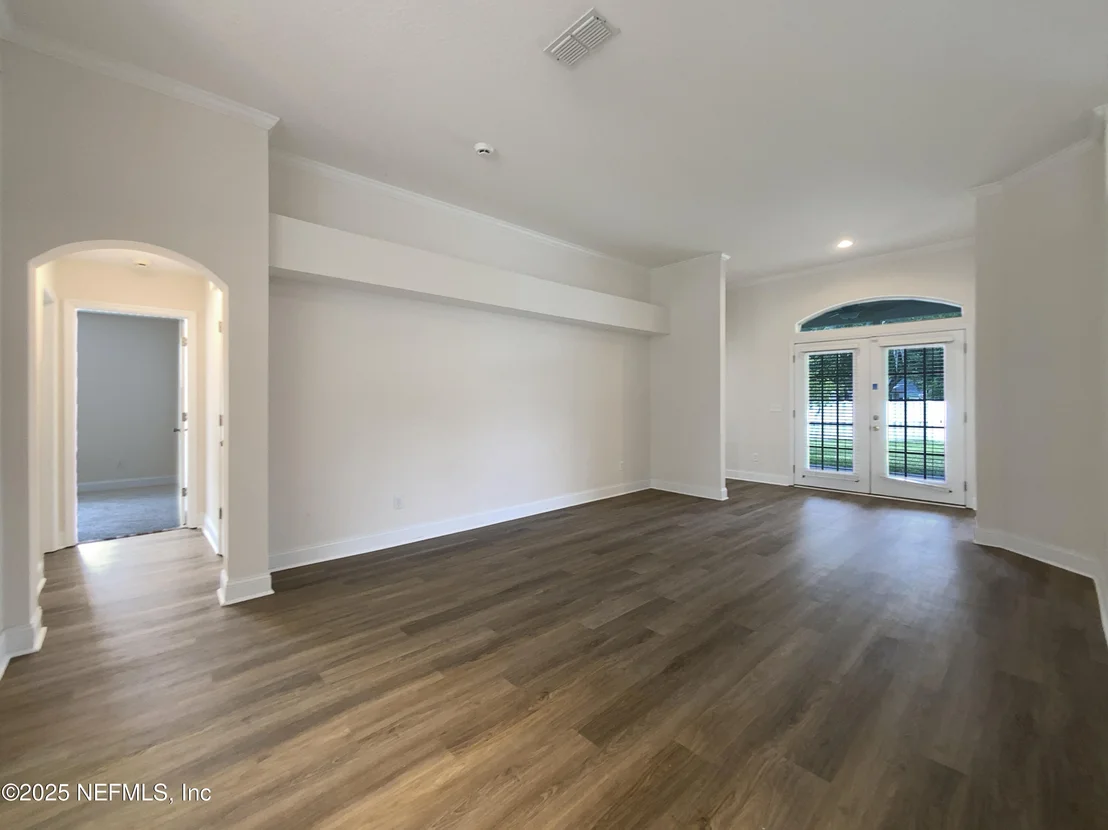 Photo of 689 BOX BRANCH Circle