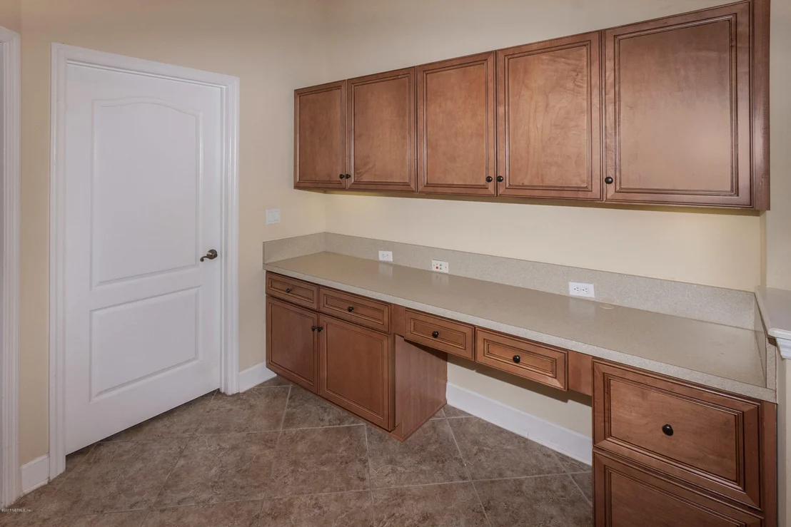 Photo of 171 LA MESA Drive