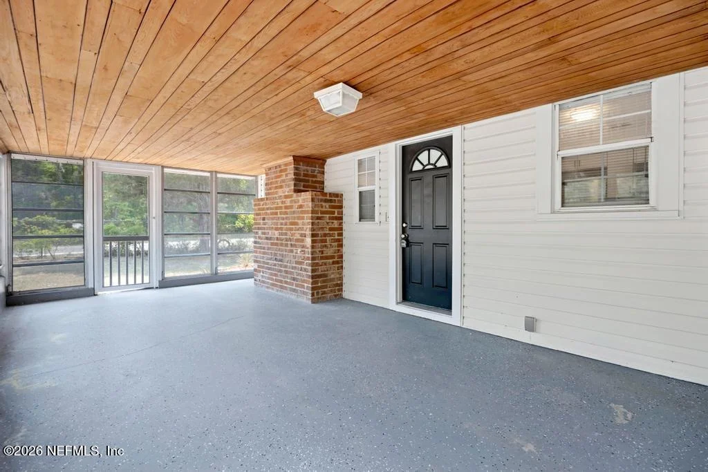 Photo of 166 HERNANDO Drive