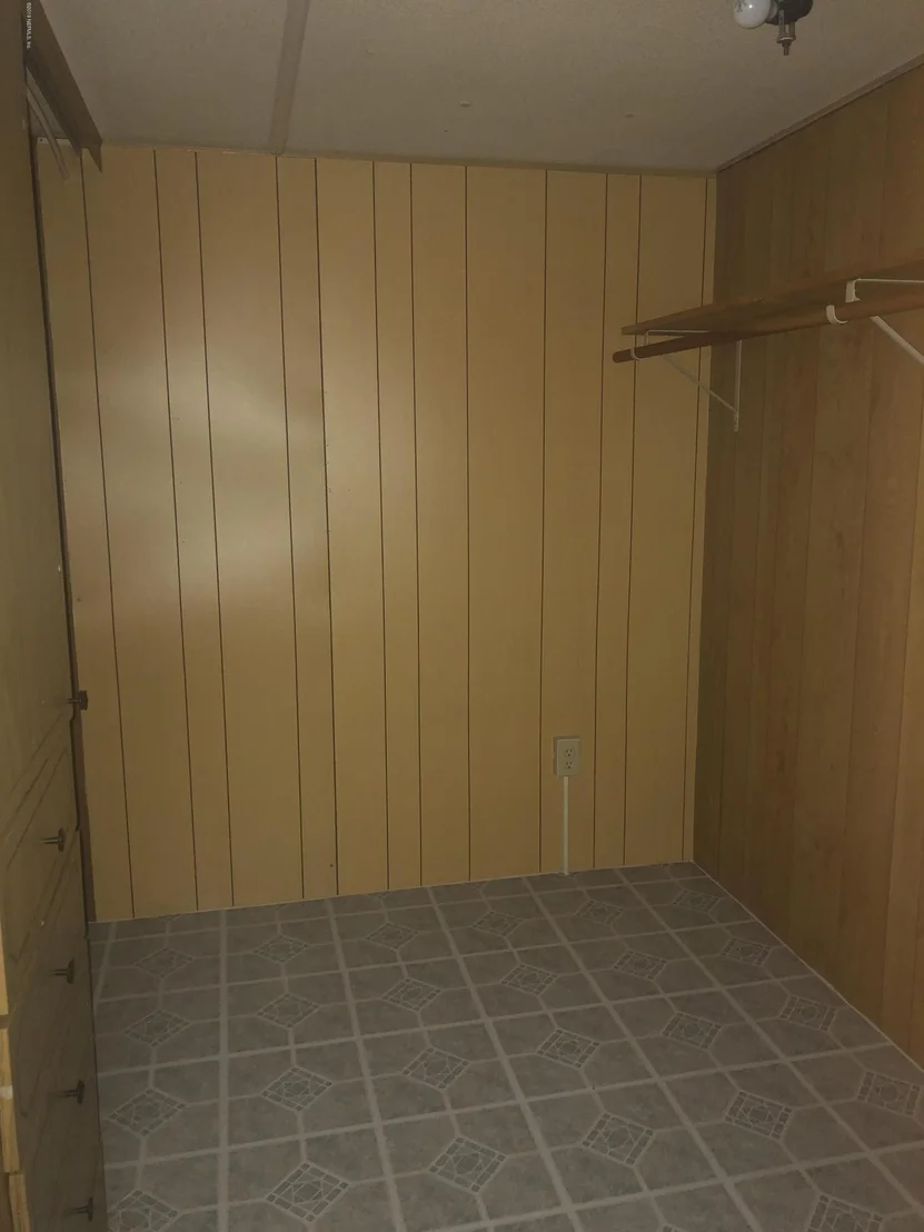 Photo of 610 COLLEY Road