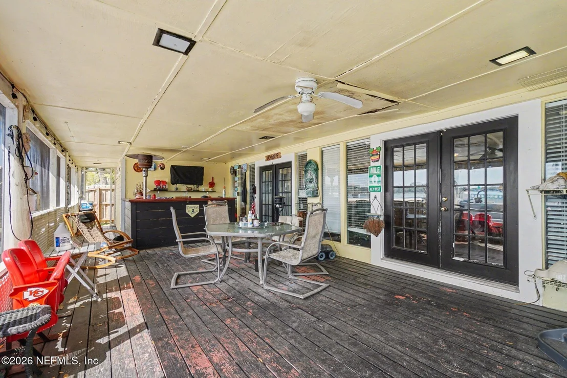 Photo of 6964 RAMOTH Drive