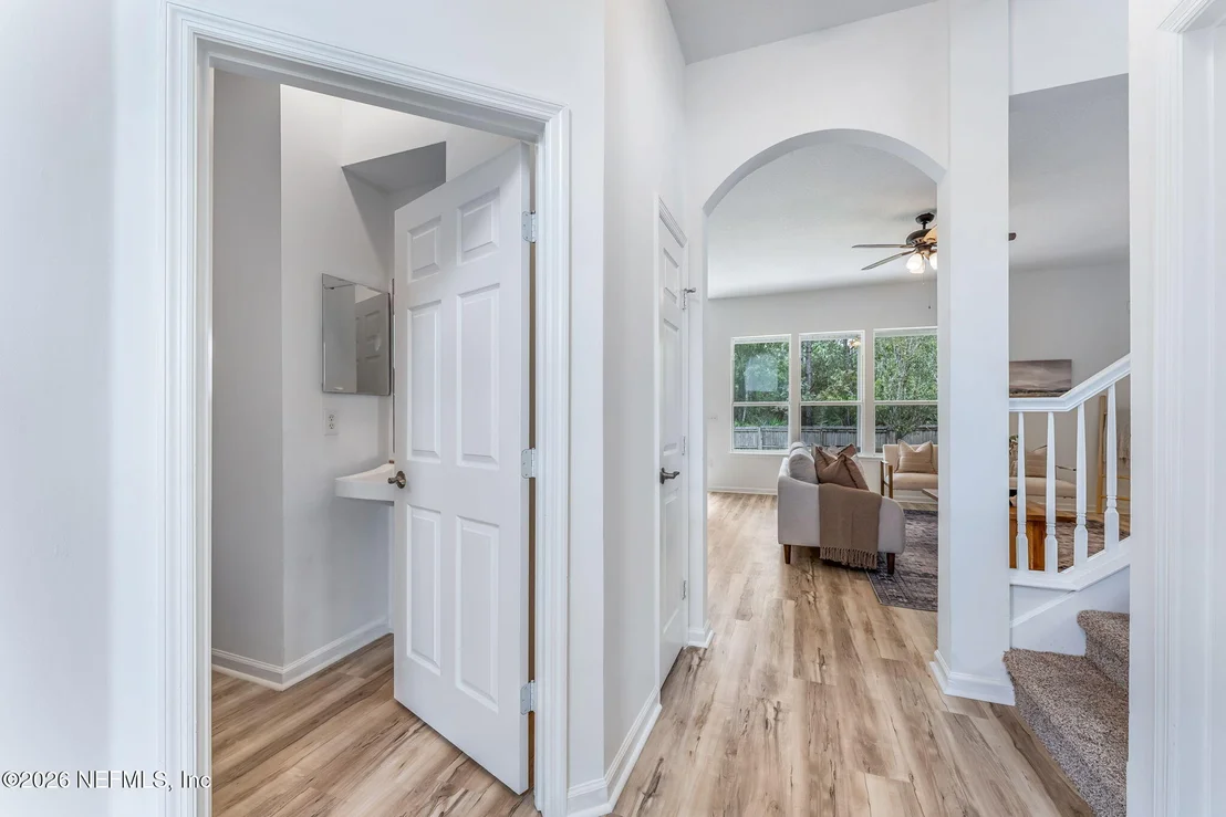 Photo of 9478 BEMBRIDGE MILL Drive