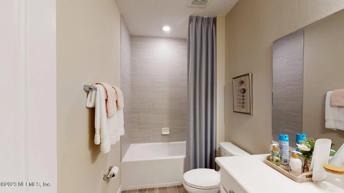 Photo of 292 SEAFORTH Drive