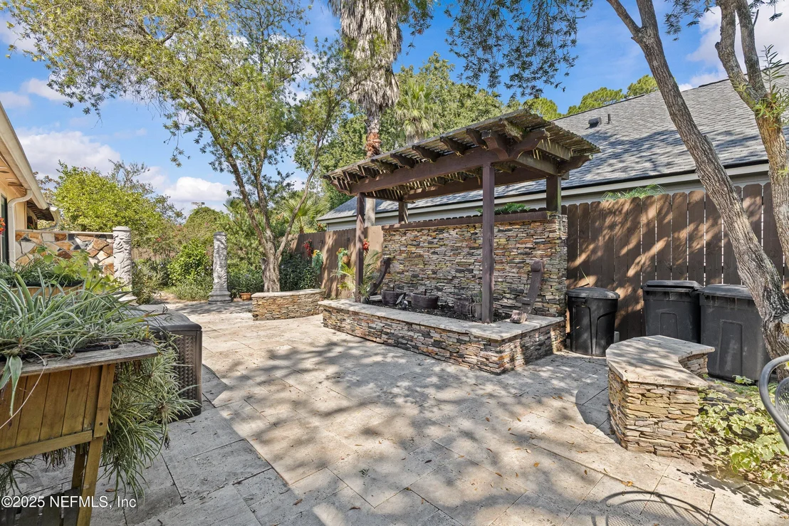 Photo of 8882 CHAMBORE Drive
