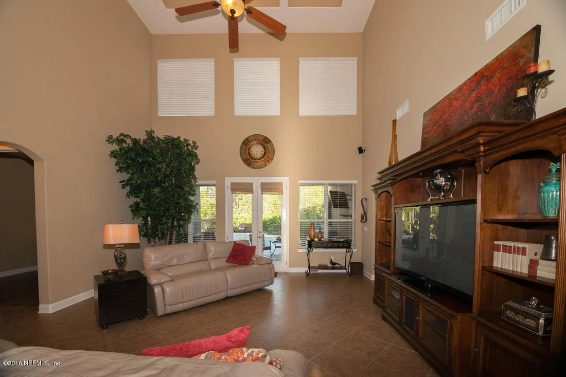 Photo of 187 STAPLEHURST Drive