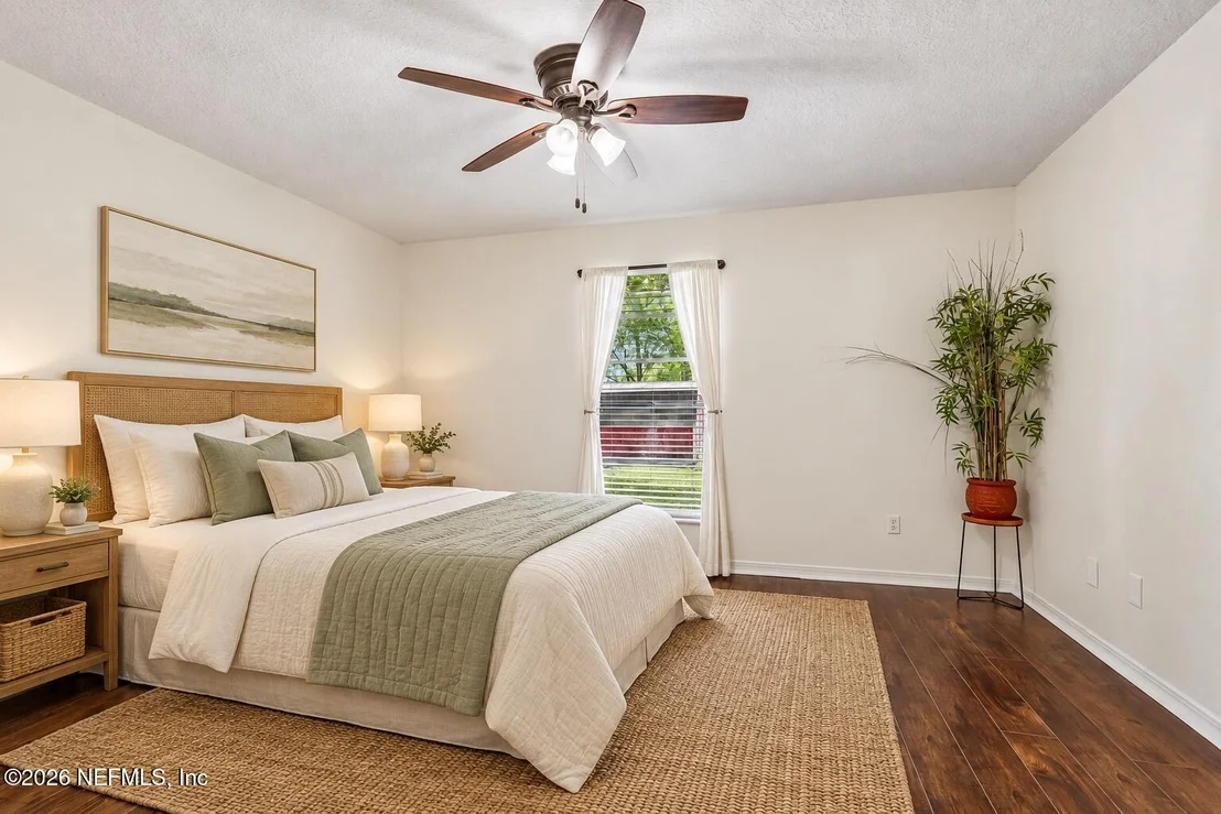 Photo of 2387 PERTH Drive