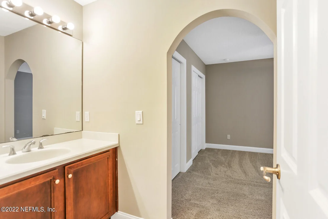 Photo of 275 STONEWELL Drive