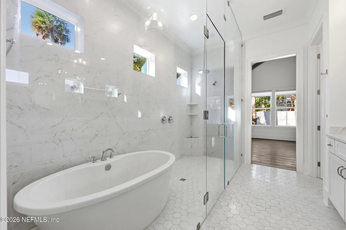 Photo of 264 OCEAN Boulevard