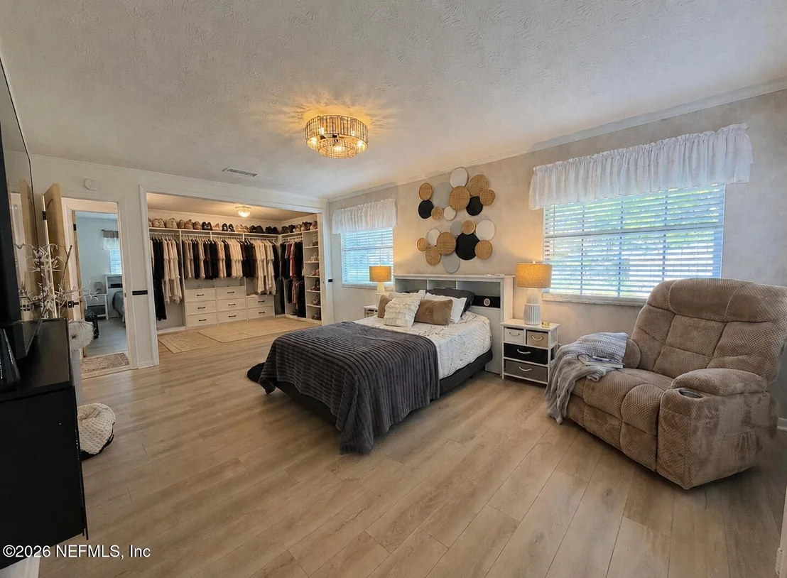 Photo of 332 WHISPERING WOODS Drive