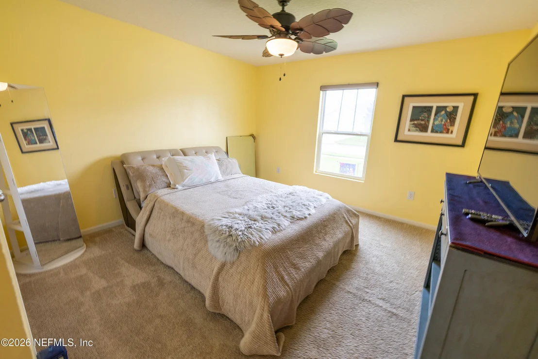 Photo of 68 OAKLEAF Way