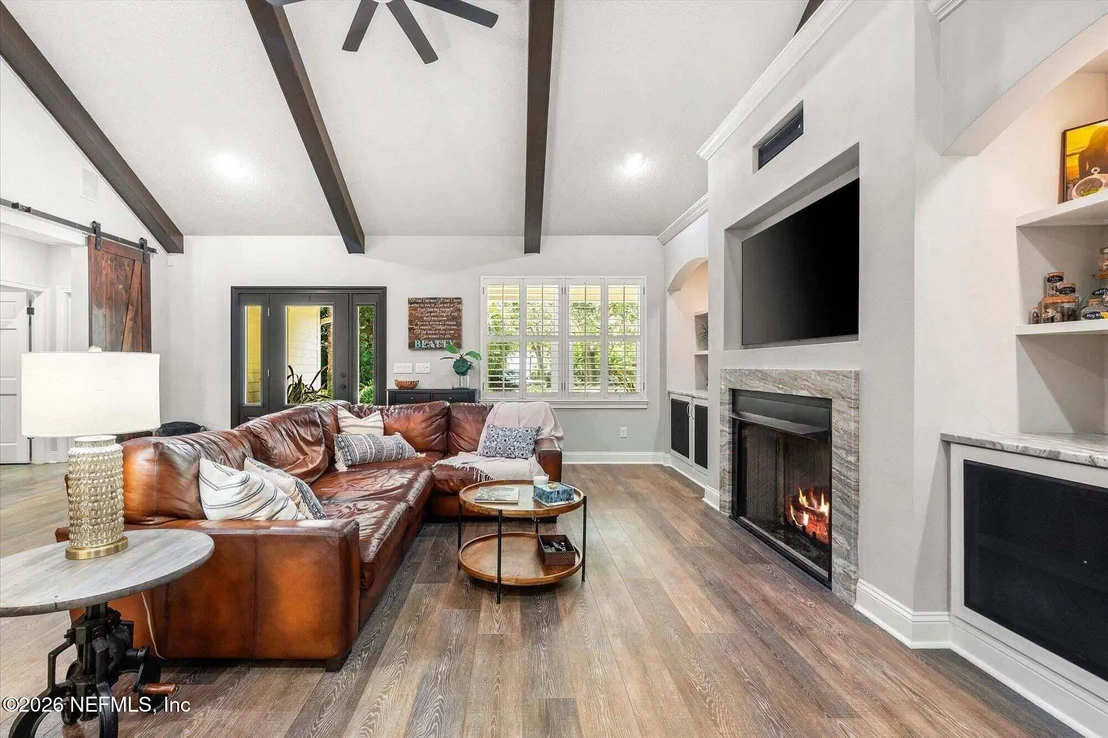 Photo of 912 SANDY BEACH Circle