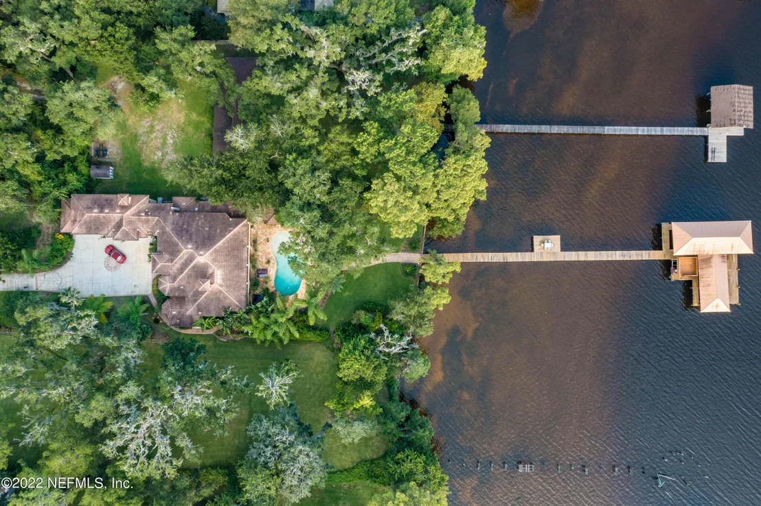 Photo of 8289 COLEE COVE Road