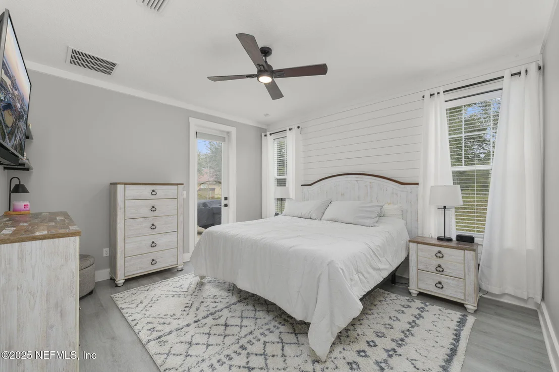 Photo of 1499 SHEFFIELD Road
