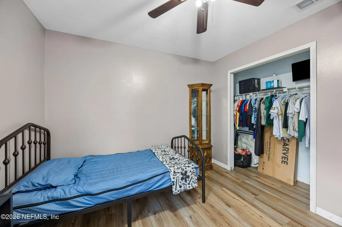 Photo of 407 MOBY DICK Drive S