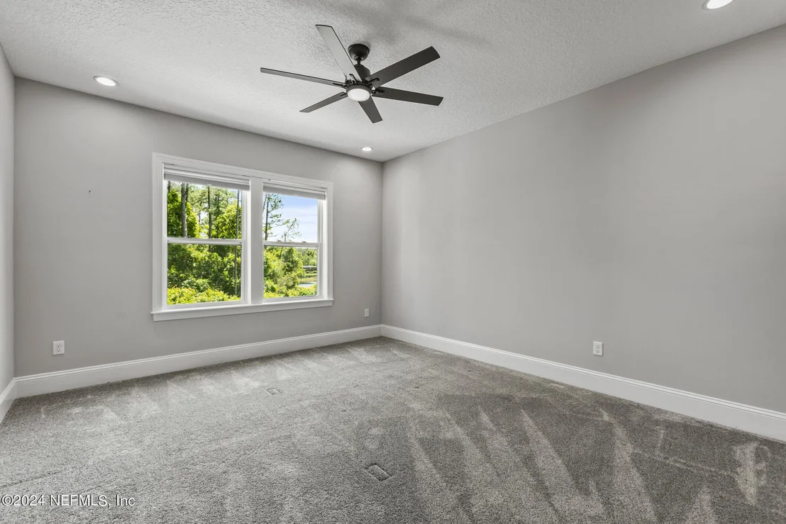 Photo of 863 OLD BLUFF Drive