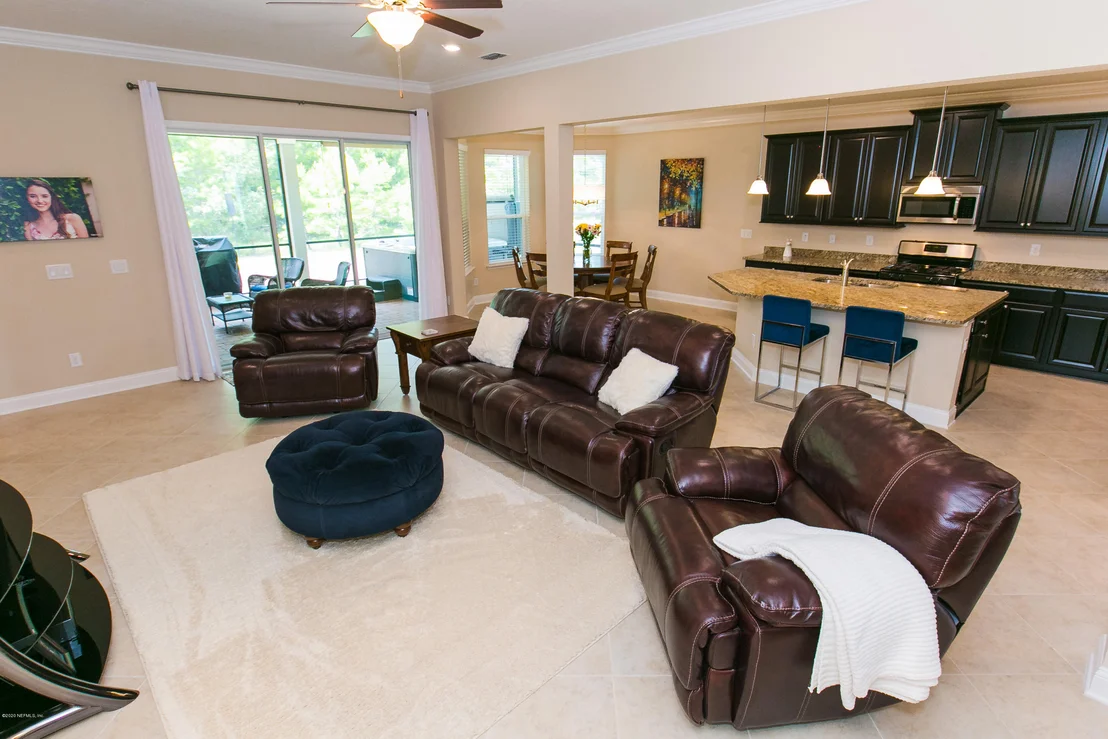 Photo of 228 RINCON Drive