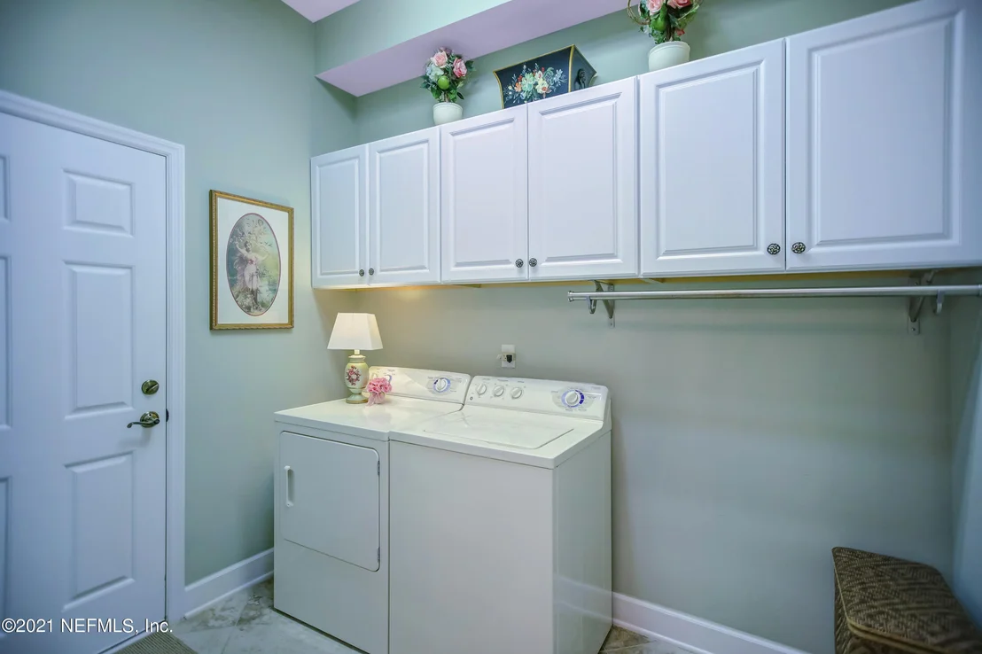 Photo of 1120 INVERNESS Drive