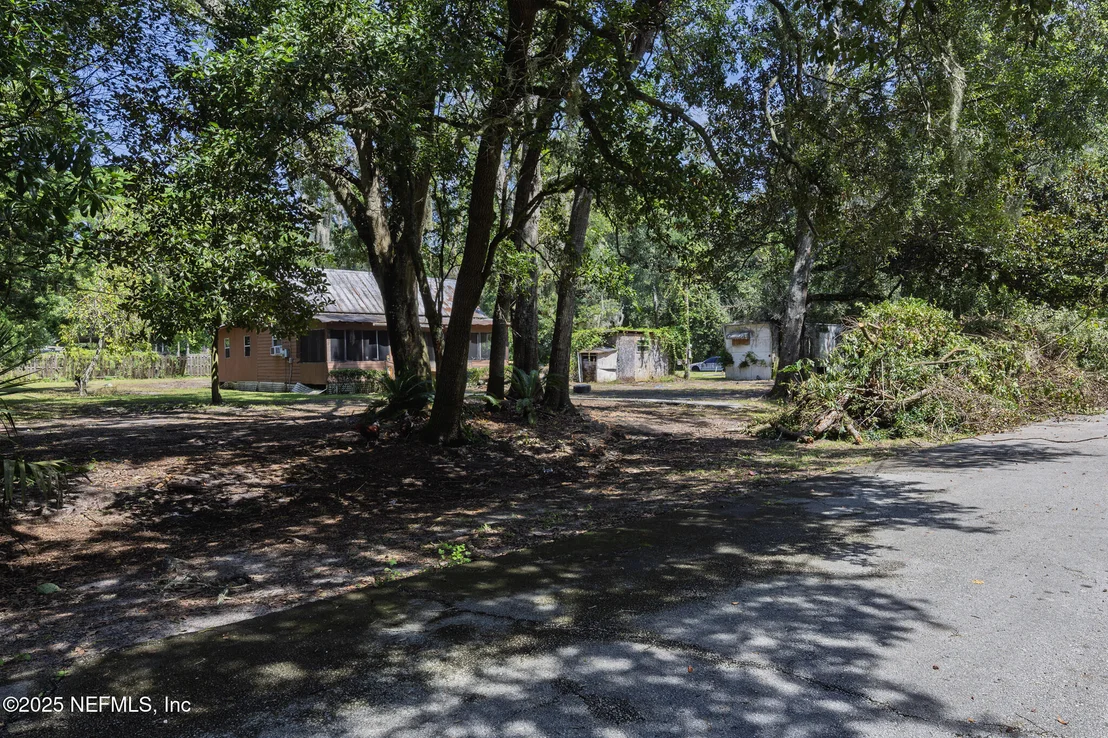 Photo of 7725 BAYARD Boulevard