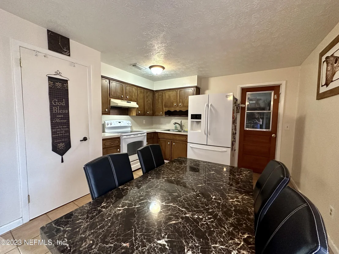 Photo of 11345 AVERY Drive