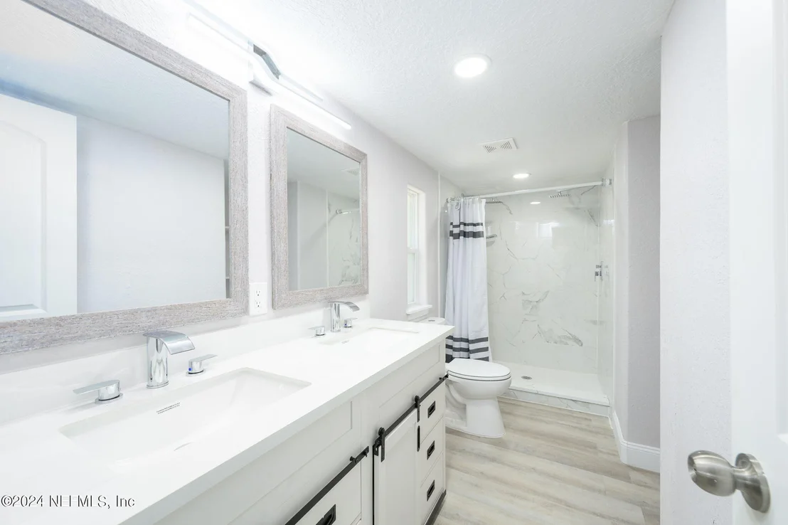 Photo of 101 TALLPINE Trail