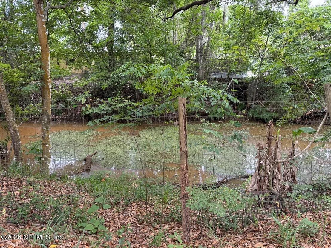 Photo of 8105 COLEE COVE Road