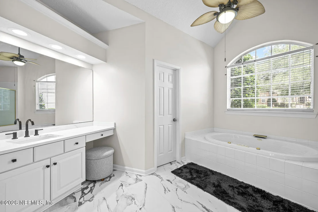 Photo of 12548 HIGHVIEW Drive