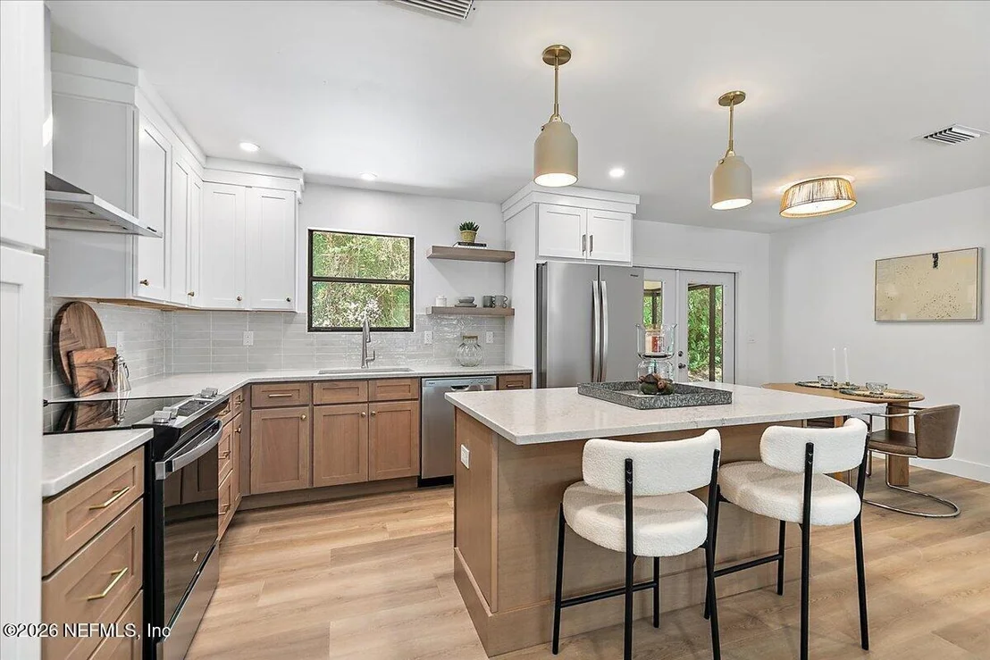 Photo of 426 JASMINE Road