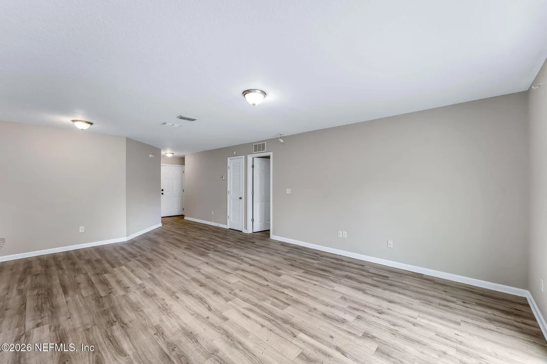 Photo of 7828 HAMMOND Boulevard
