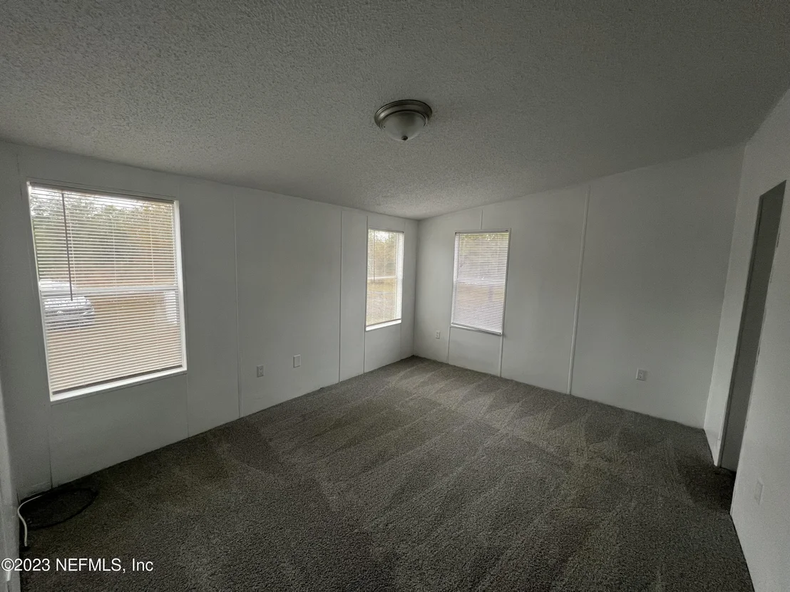 Photo of 9015 CIRCLE G Lane