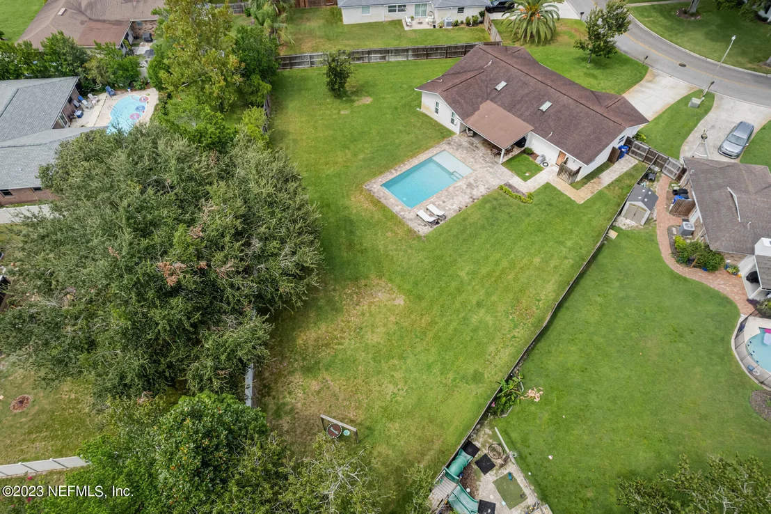 Photo of 35 DOLPHIN Boulevard