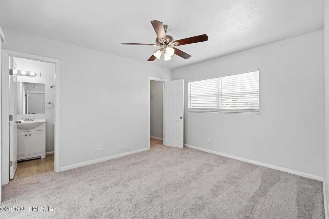 Photo of 7841 AUSTIN Road