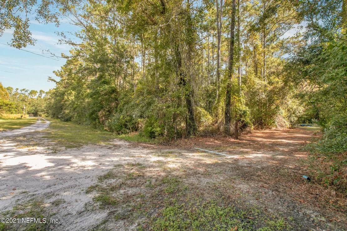 Photo of 157 PINE TREE Road