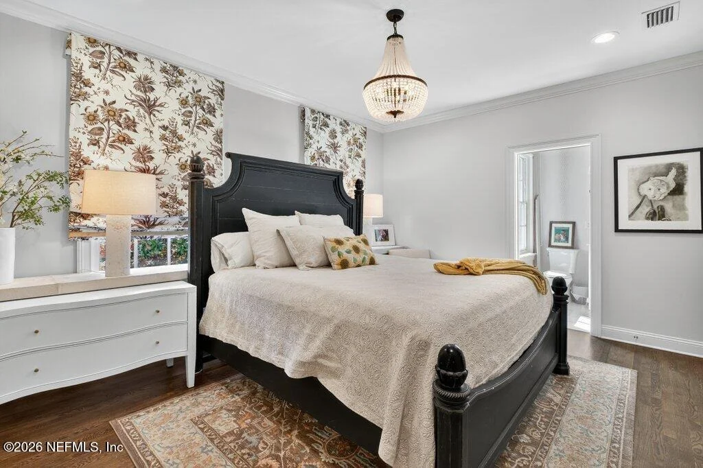 Photo of 4626 RIVER POINT Road W