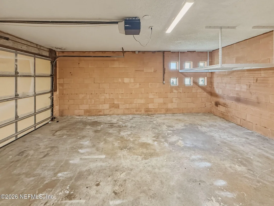 Photo of 477 DEL MONTE Drive