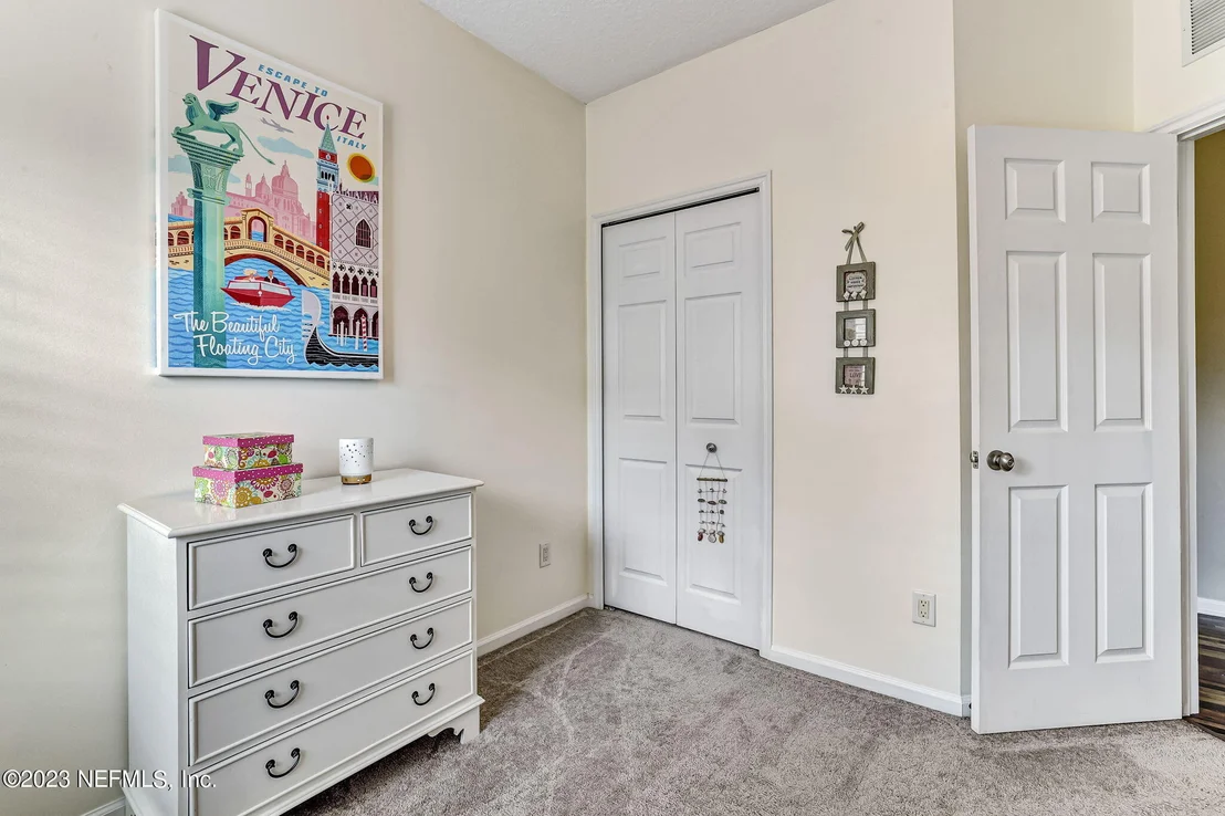Photo of 412 JOHNS CREEK Parkway
