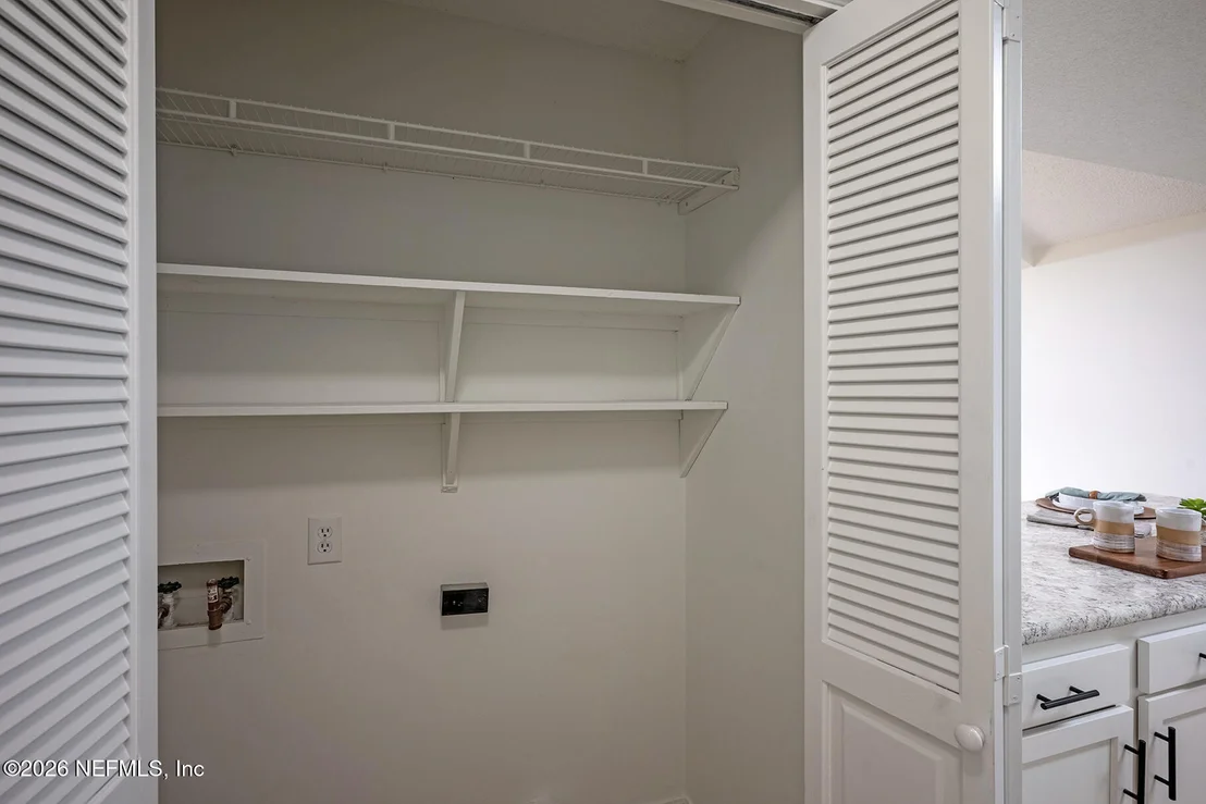 Photo of 1709 MEMORY Lane