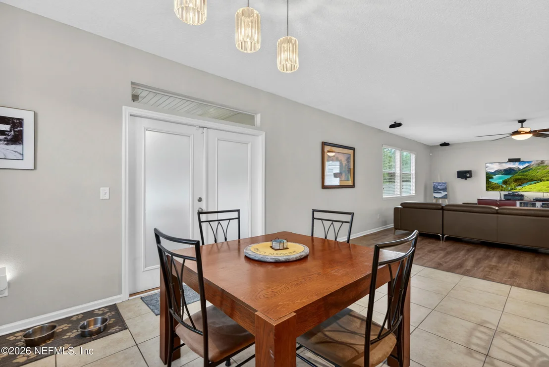 Photo of 356 SUNSHINE Drive