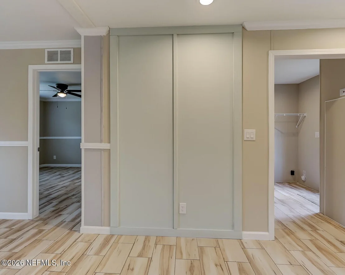 Photo of 11314 DEERWOOD Circle