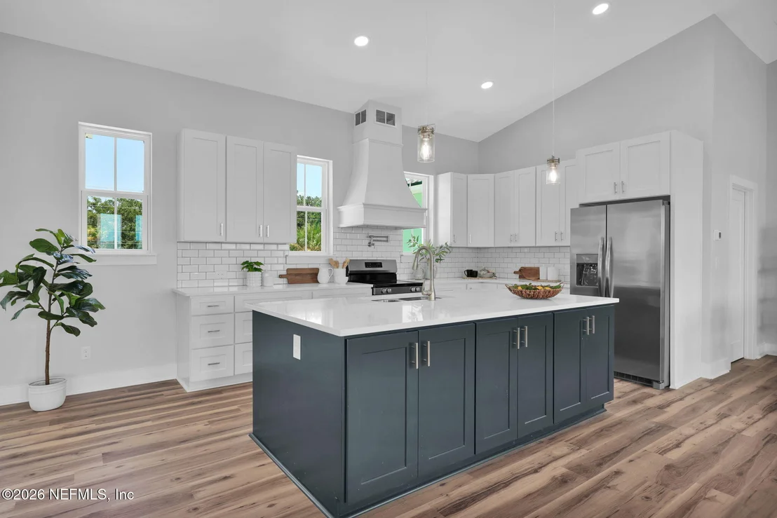 Photo of 6030 HECKSCHER Drive
