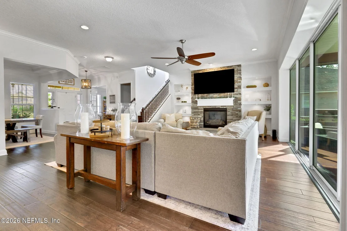 Photo of 550 BRAMBLY VINE Drive