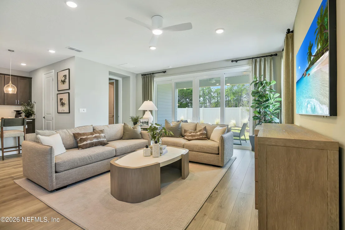 Photo of 33 ENCLAVE Avenue