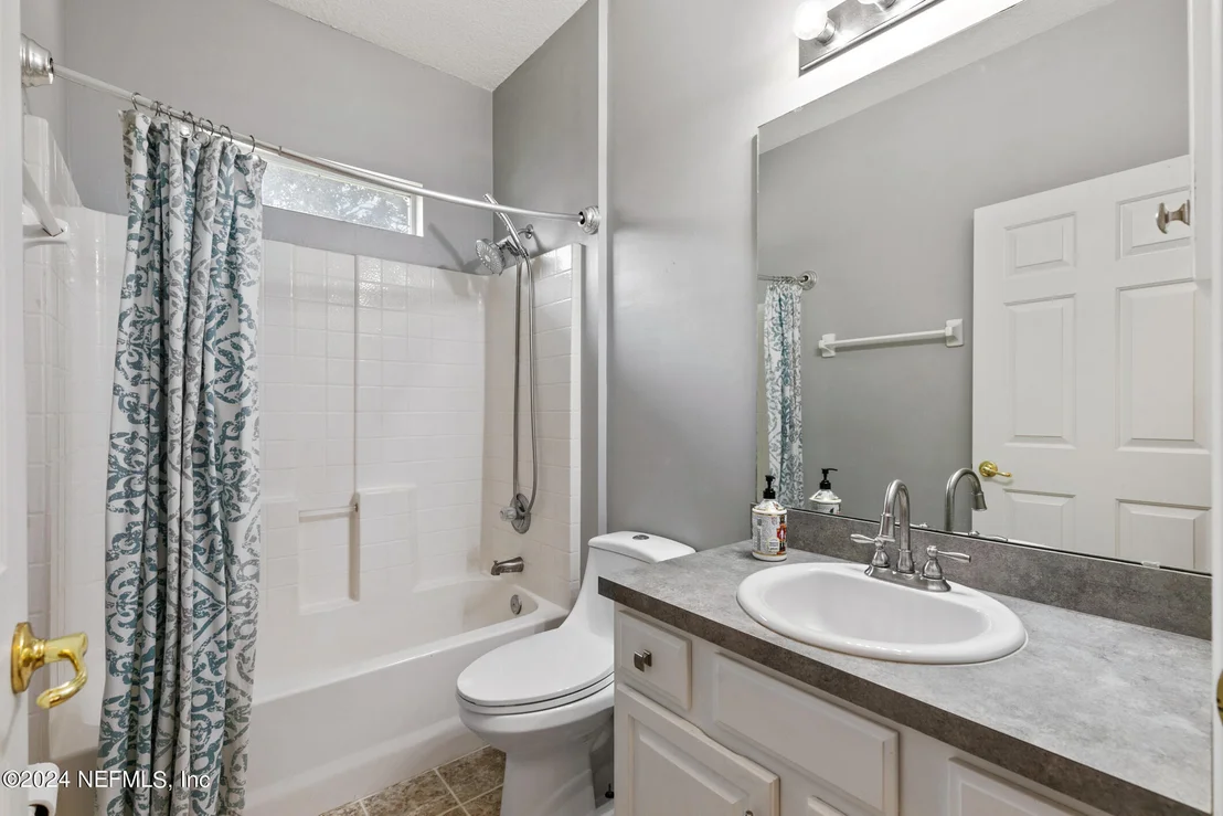 Photo of 4120 LONICERA Loop